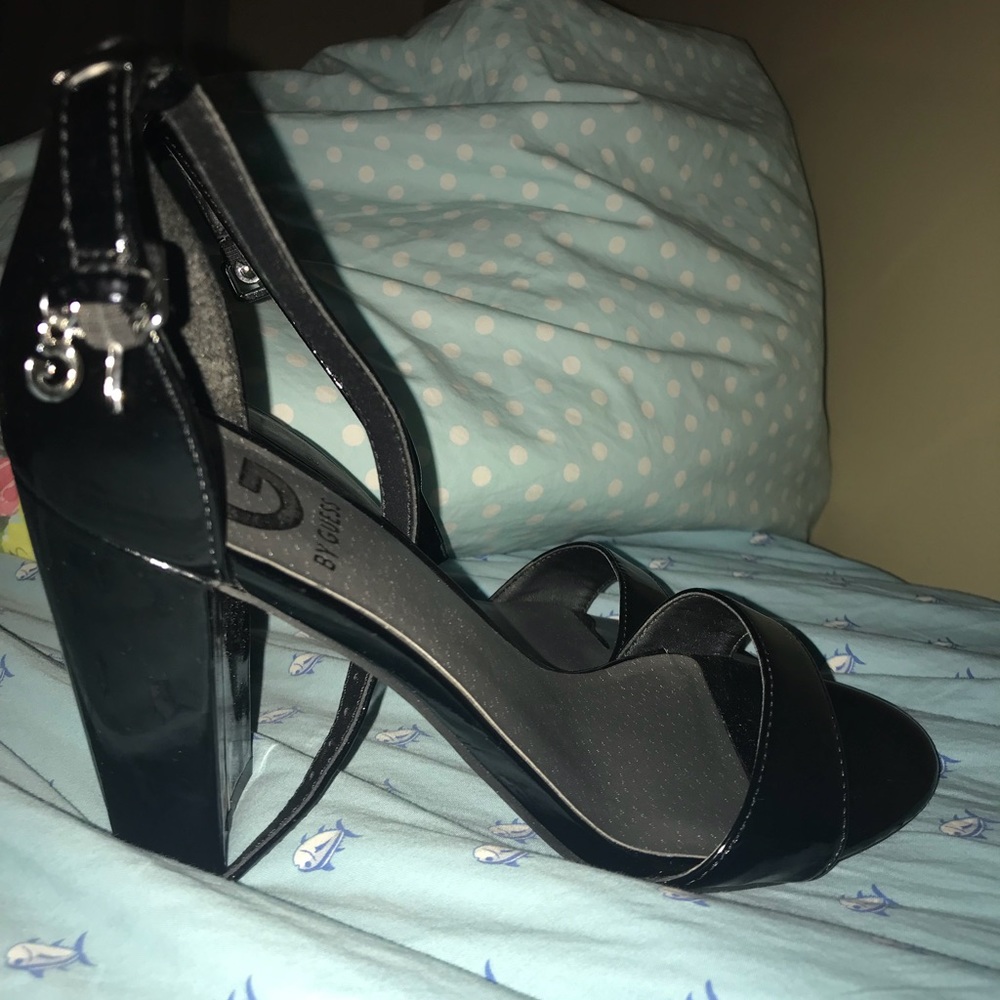 Guess black one strap heels